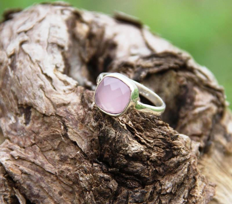 Rosa Chalcedon Ring, Sterling Silber Handgefertigte Kissen Rosa Chalcedon, Geschenk Für Sie, Edelstein von SilverjewelleryFinds