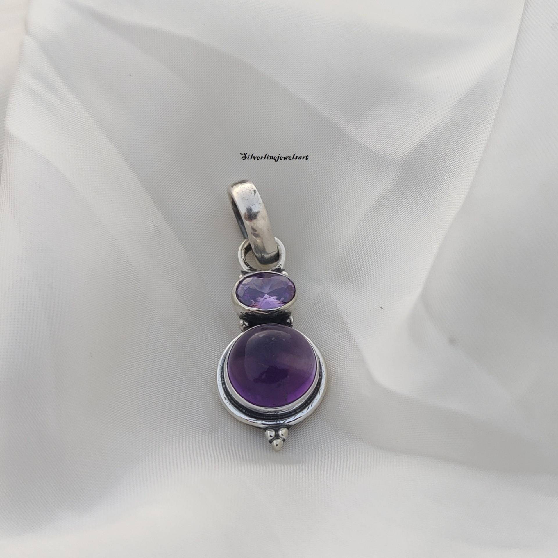 Charm-Amethyst-Anhänger, 925 Sterling Silber, Handgefertigter Schmuck, Auffälliger Amethyst, Frauen-Anhänger, Geschenk Für Alle Gelegenheiten von SilverlinejewelsArt