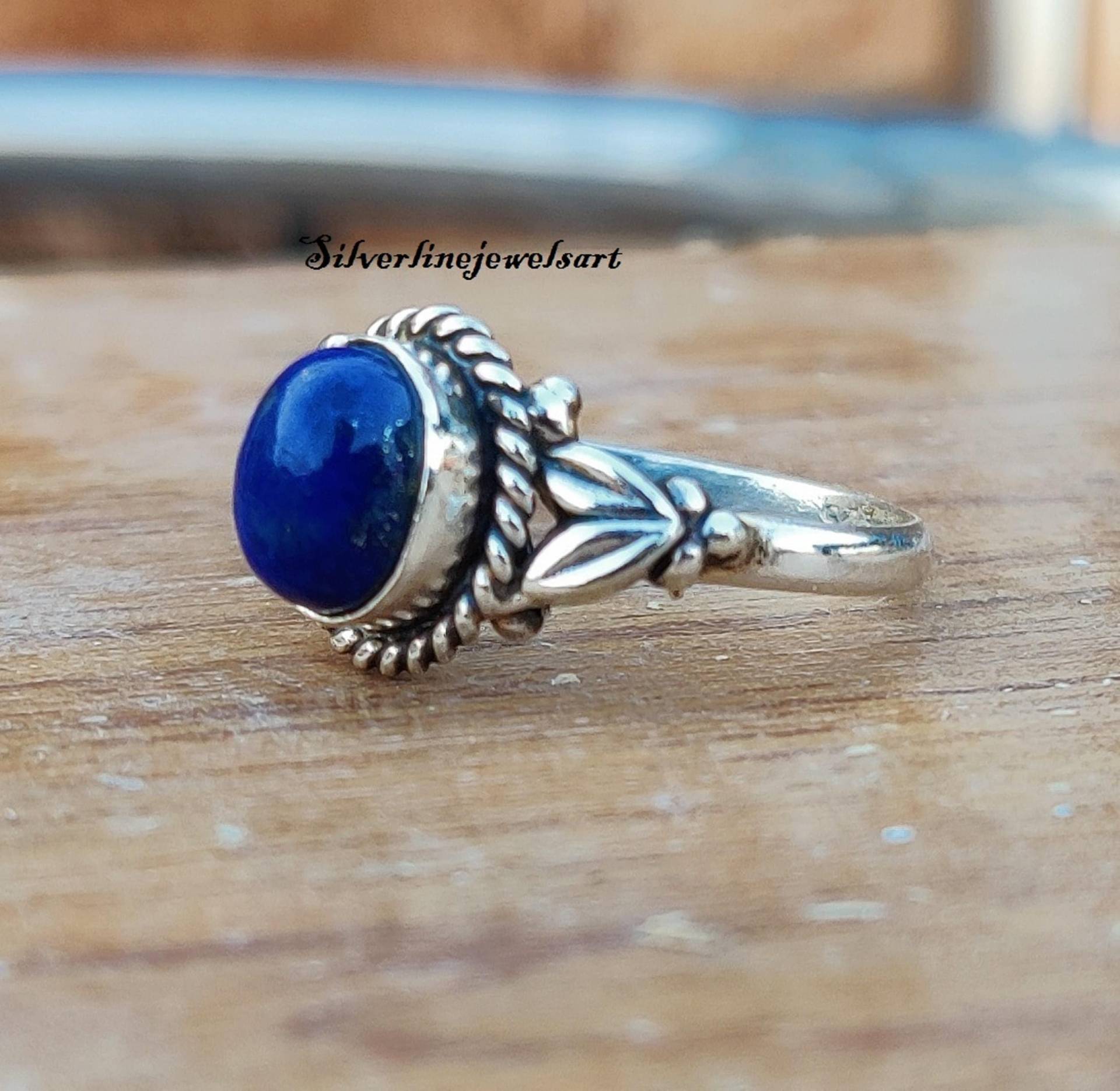 Lapis Lazuli Ring, Bandring, Handgemachter 92.5% Sterling Silber 925 Solid Boho Frauen Ring von SilverlinejewelsArt