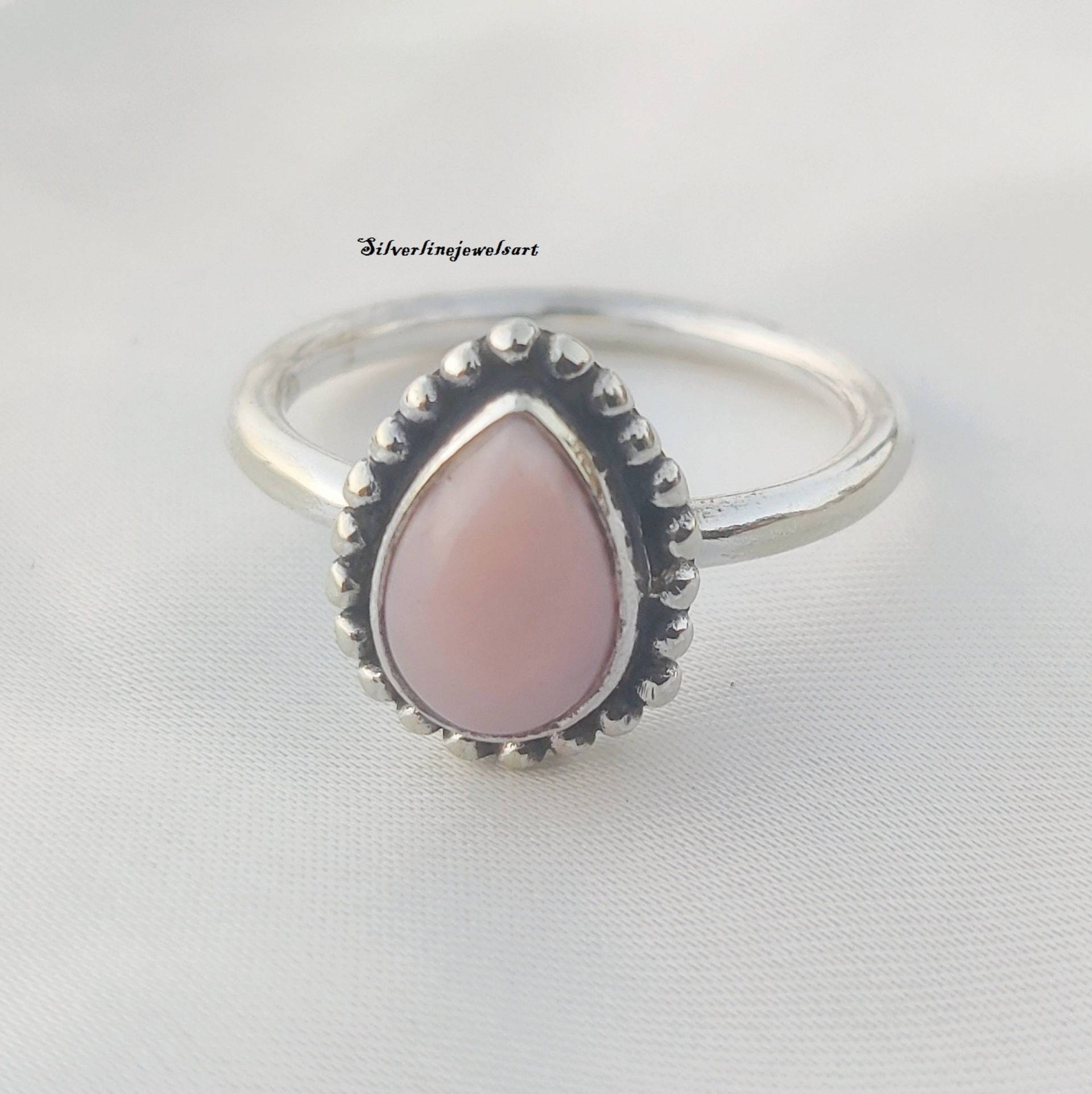 Natürlicher Rosa Opal Edelsteinring, Bandring, 925 Sterling Silber Ring, Designer Schmuck, Handgemachter Frauen Geschenk von SilverlinejewelsArt