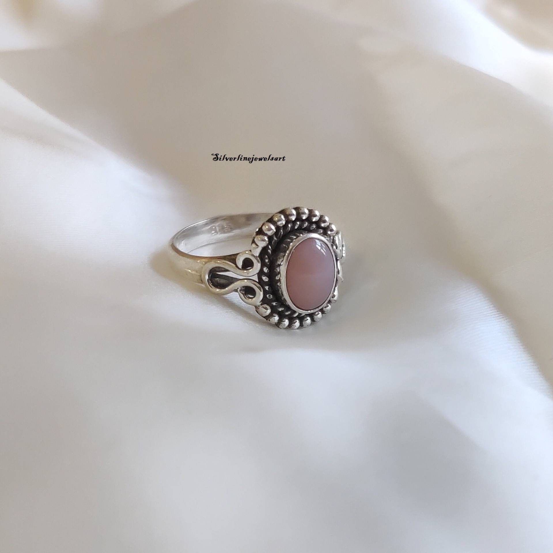 Rosa Opal-Edelstein-Ring, Bandring, 925 Sterling Silber Ring, Designer-Ring, Natürlicher Opal, Opal-Schmuck, Handgefertigter Frauen-Ring, Geschenk von SilverlinejewelsArt