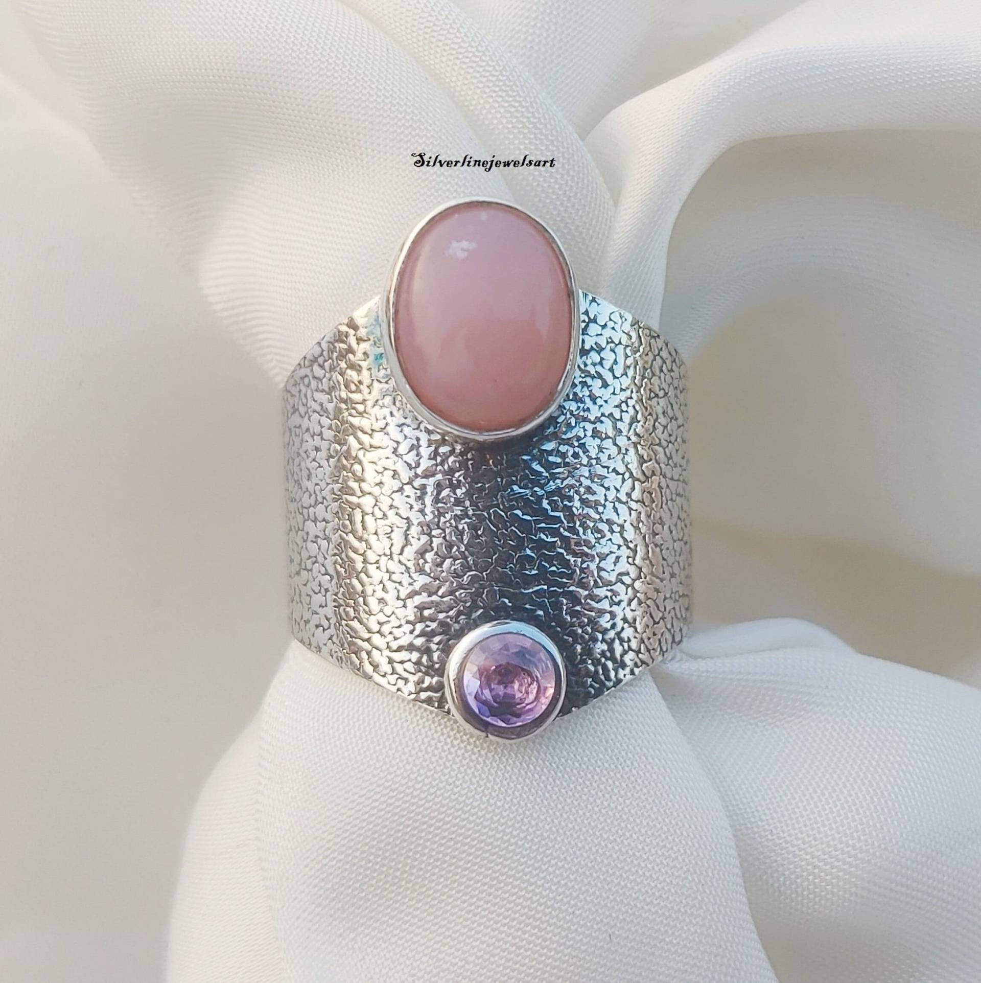 Textur Rosa Opal Edelstein Ring, Rosenquarz Bandring, 925 Sterling Silber, Designer Handgemachter Frauen Geschenk von SilverlinejewelsArt