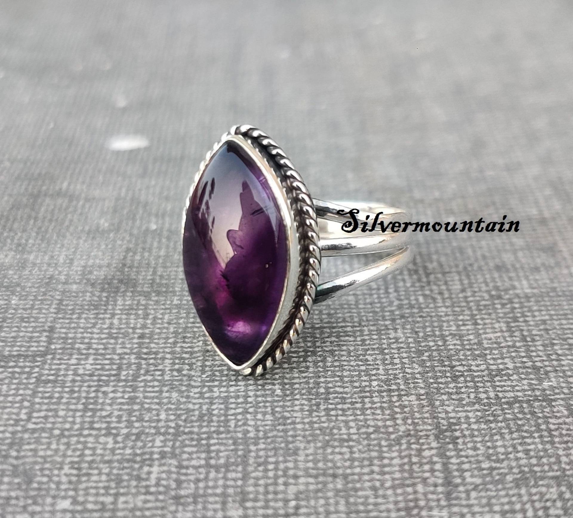 Amethyst Edelstein Ring Marquise Form Handgefertigter 925 Sterling Silber Wunderschöner Ringdesigner Erstaunlicher Geschenkartikel von Silvermountian