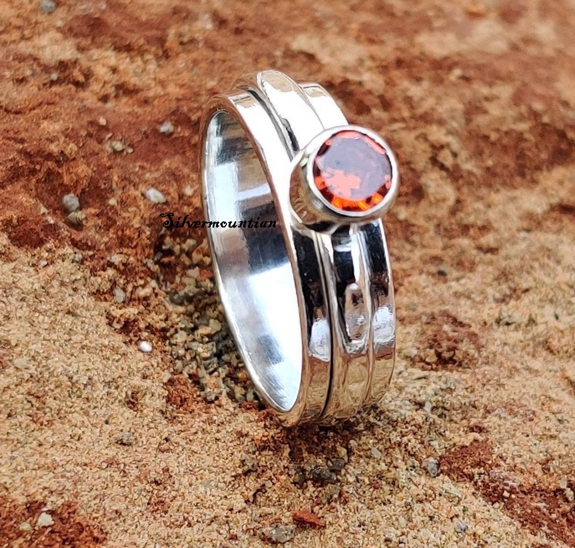 Granat-Ring-Spingner-Ring-925 Sterling Silber-Ring-Designer-Ring-Schöner Ring-Designer-Ring-Handgefertigter Ring-Erstaunlicher Ring-Geschenkartikel von Silvermountian