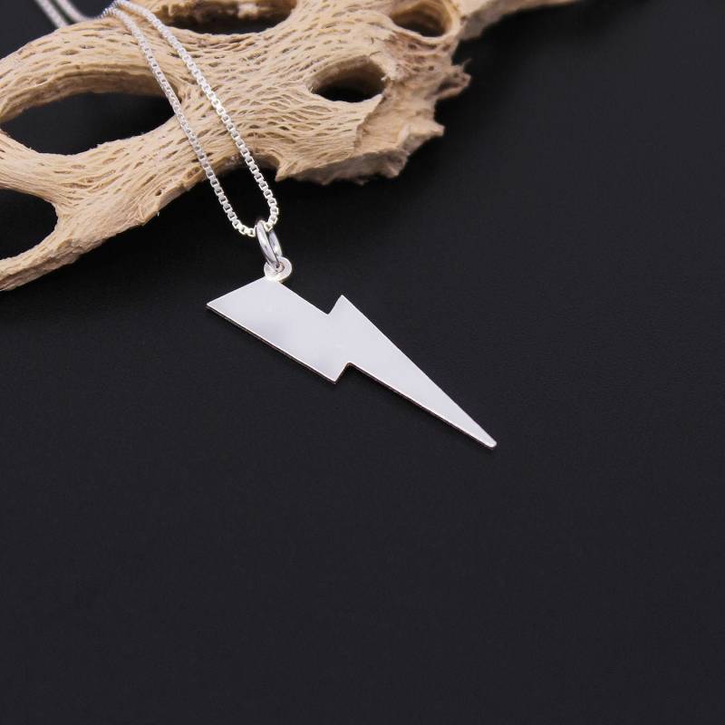 Blitz Halskette Anhänger Sterling Silber Charme Mit 925 Box Style Kette Blitz Halskette Anhänger Sterling Silber Charme Mit 925 Box Style Kette von Silversmith925