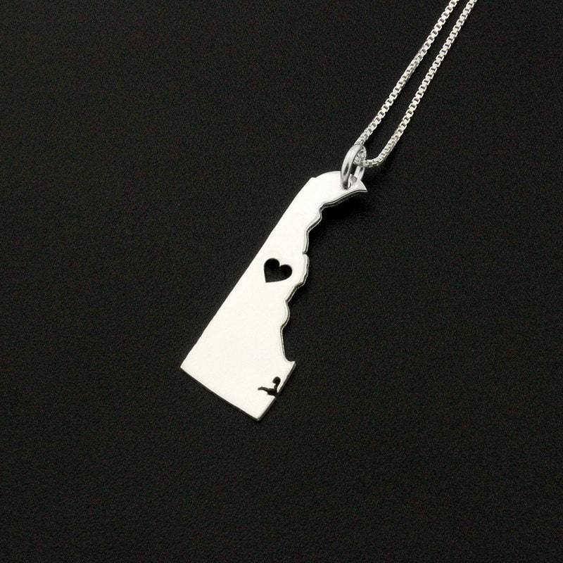 Delaware Halskette Aus Sterlingsilber Zustand Mit Herz Kommt Box Style Kette - Personalisierte Geschenk Hometown Delaware Halskette Aus Sterlingsilber Zustand Mit Herz Kommt Box Style Kette - Personalisierte Geschenk Hometown von Silversmith925