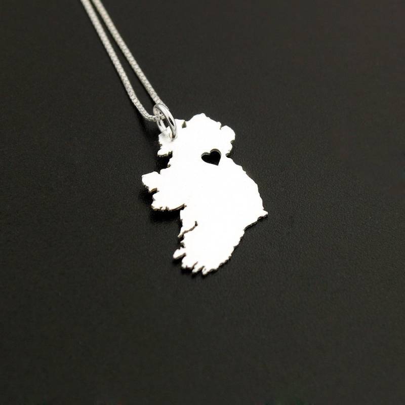 Irland Halskette Gravierbar Sterling Silber Personalisiert I Love Land Herz Box Kette Fernbeziehung Geschenk Europa Irland Halskette Gravierbar Sterling Silber Personalisiert I Love Land Herz Box Kette Fernbeziehung Geschenk Europa von Silversmith925
