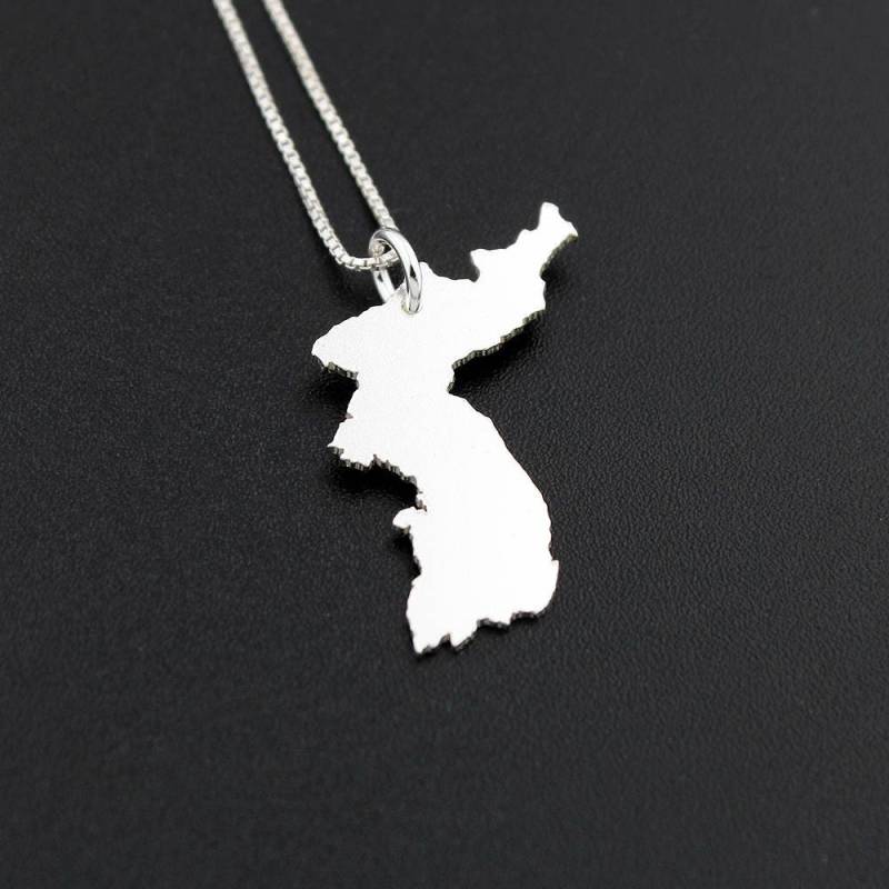 Korea Halskette Aus Sterling Silber Personalisiert Ich Liebe Mit Kasten Stil Kette Land Charme Korea Halskette Aus Sterling Silber Personalisiert Ich Liebe Mit Kasten Stil Kette Land Charme von Silversmith925