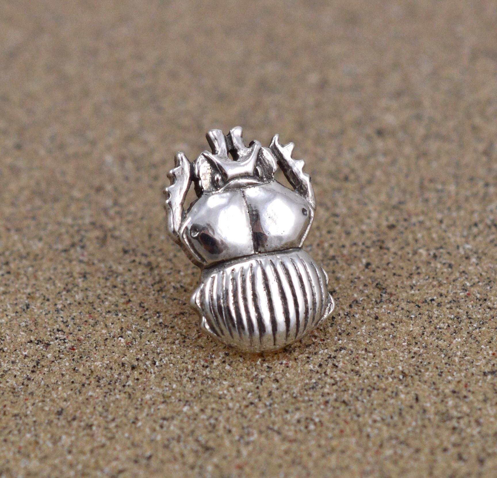 Skarabäus-Käfer-Pin/Krawattennadel - Sterlingsilber Skarabäus-Käfer-Pin/Krawattennadel - Sterlingsilber von SilverspotStudio