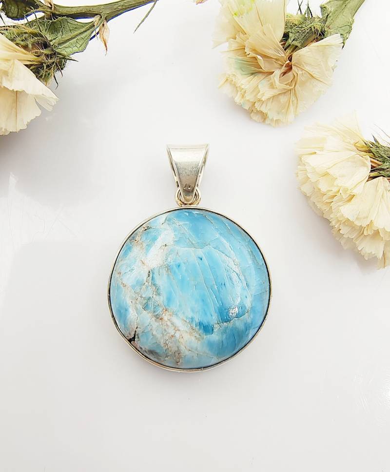 Blauer Apatit Sterling Silber Halskette Runder Edelstein Anhänger, Handgemacht von SeloraJewels