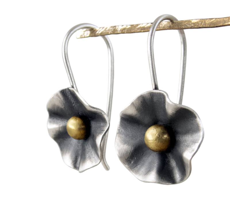 Moderne Silberne Ohrhänger. Silberne Blumenohrringe. Haken-Ohrringe Aus Silber. Ohrringe Für Jeden Tag. Handgefertigte Ohrringe. Geschenk Sie von SilviaCasasJewels