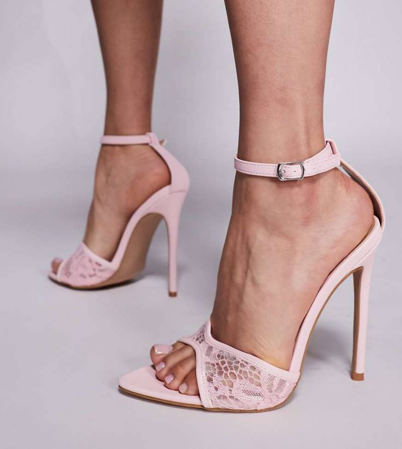 SIMMI London Wide Fit - Eavie - Sandaletten aus Spitze in Rosa, breite Passform von Simmi Wide Fit