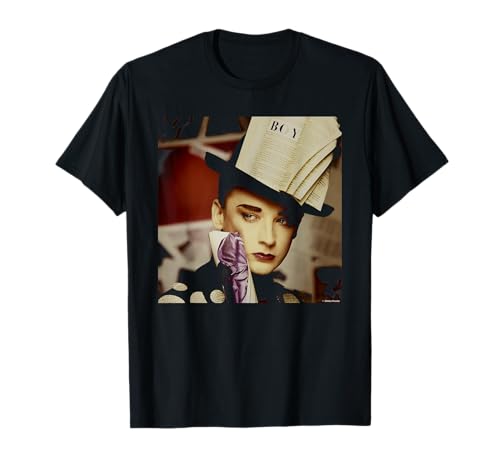 Culture Club Boy George Book Boy Hut von Simon Fowler T-Shirt Culture Club Boy George Book Boy Hut von Simon Fowler T-Shirt von Simon Fowler Photography