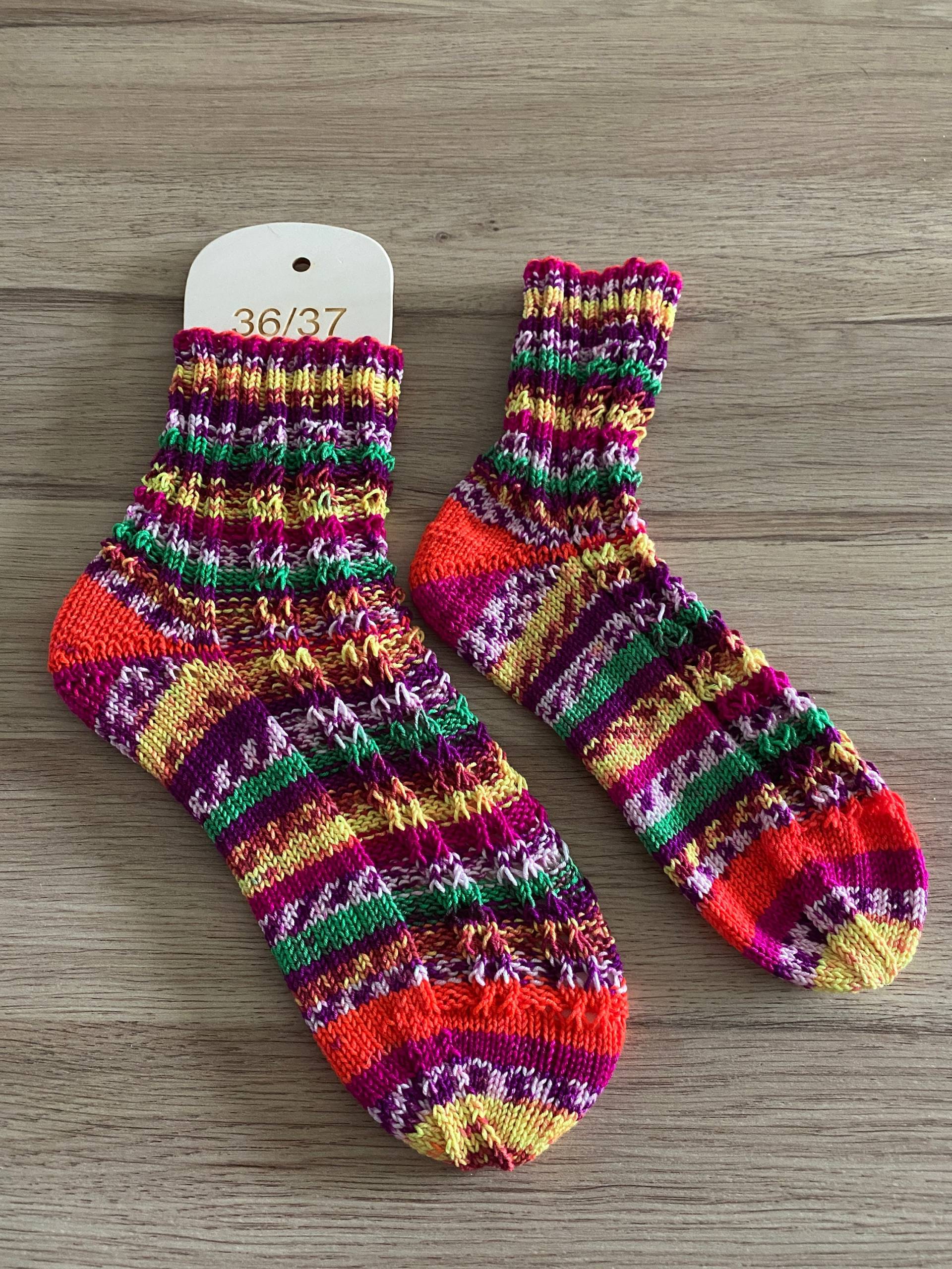 Handgestrickte Socken Gr. 36/37 Handgestrickte Socken Gr. 36/37 von SimonestrickLaden