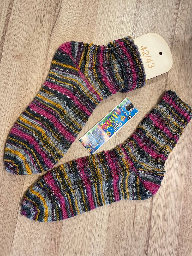 Handgestrickte Socken Gr. 42/43 Handgestrickte Socken Gr. 42/43 von SimonestrickLaden