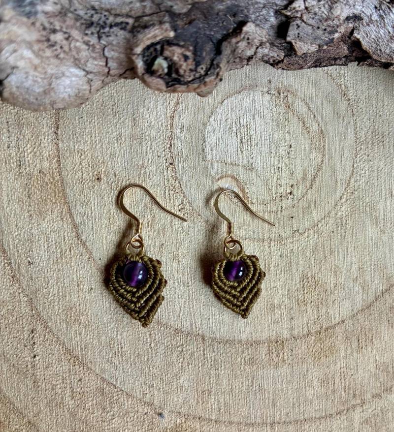 Makramee Ohrringe Mit Amethyst Perle von SimpleKnotsAtelier