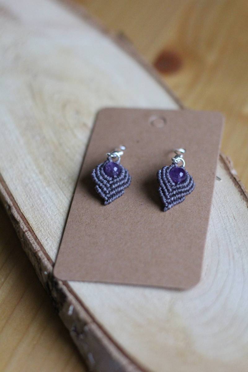 Makramee Ohrringe Mit Amethyst Perle Makramee Ohrringe Mit Amethyst Perle von SimpleKnotsAtelier