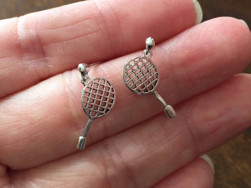 sterlingsilber Ohrringe, Tennisschläger Tennis Racker Kleine Schläger Ohr Ohrstecker Ohrringe sterlingsilber Ohrringe, Tennisschläger Tennis Racker Kleine Schläger Ohr Ohrstecker Ohrringe von SimpleStep