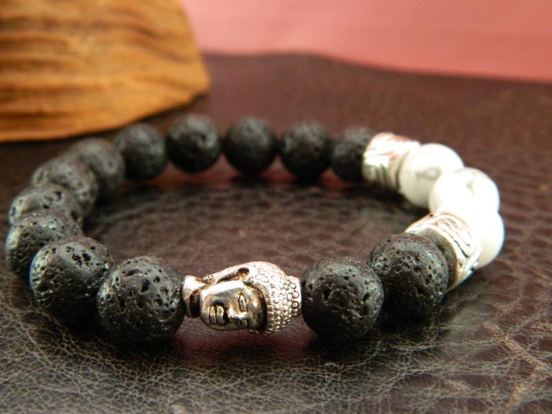 Mens Natural 10mm Schwarzen Lava Weiß Türkis Perlen Buddha Bracelet.chakra.yoga.meditaiton.gift von SimplicityU