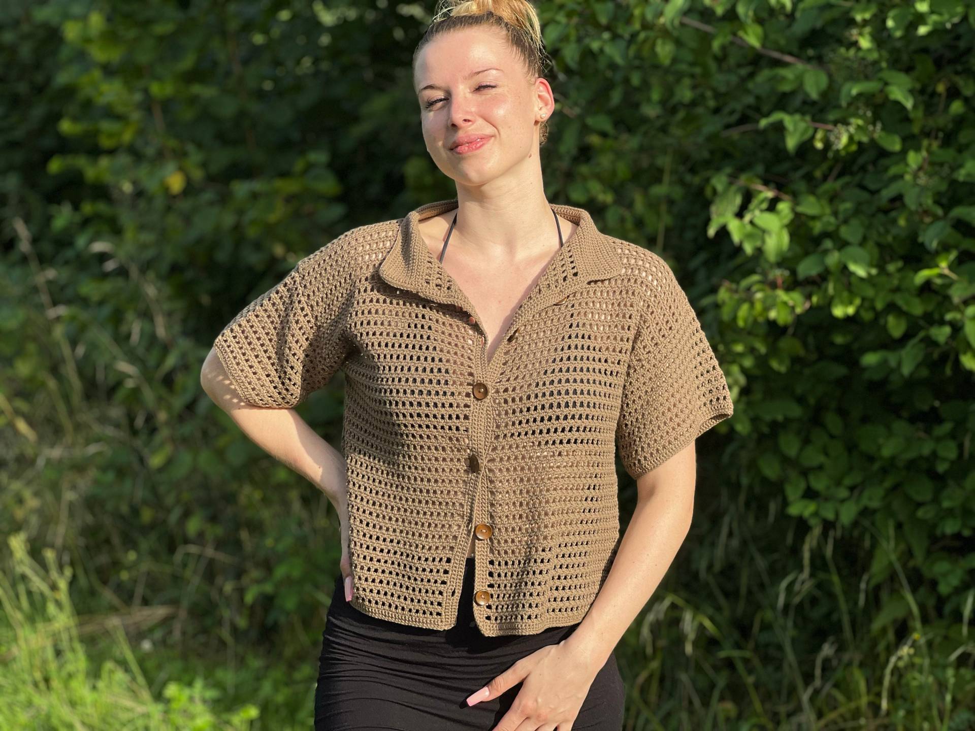 Camicia All'uncinetto Fatta A Mano Maniche Corte in 100% Cotone von SimplyAndHandmade