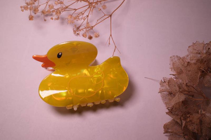 Acryl-Haarklammer "Badeente" - Fröhliches Haaraccessoire Im Enten-Design von SimplyClip