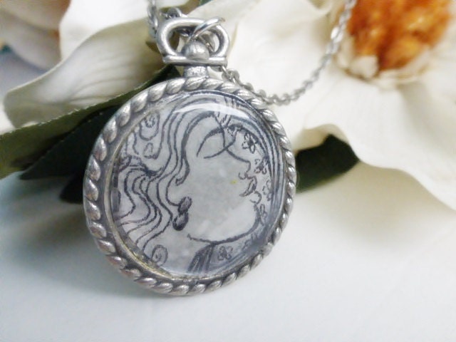 Frau Profil Tuschezeichnung Anhänger Halskette Zubehör Einzigartige Kette Schmuck Frau Profil Tuschezeichnung Anhänger Halskette Zubehör Einzigartige Kette Schmuck von SimplyGailDecoArts