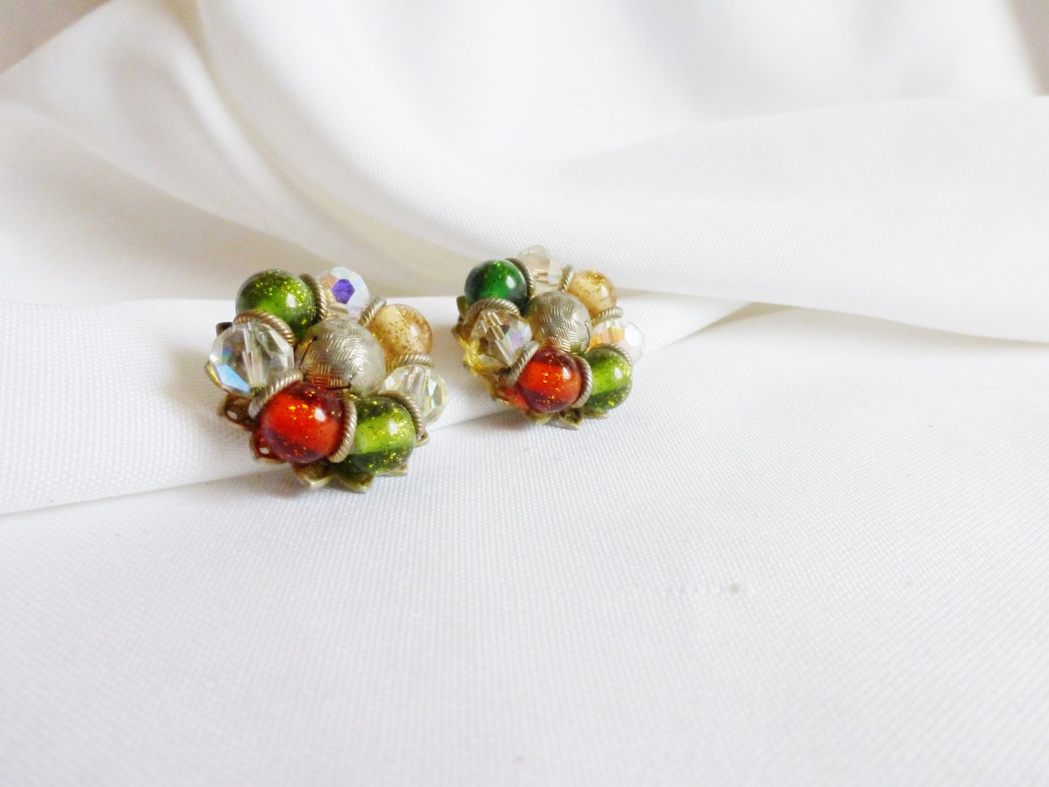 Vintage Runde Perlen Ohrclips Vintage Runde Perlen Ohrclips von SimplyGailVintage