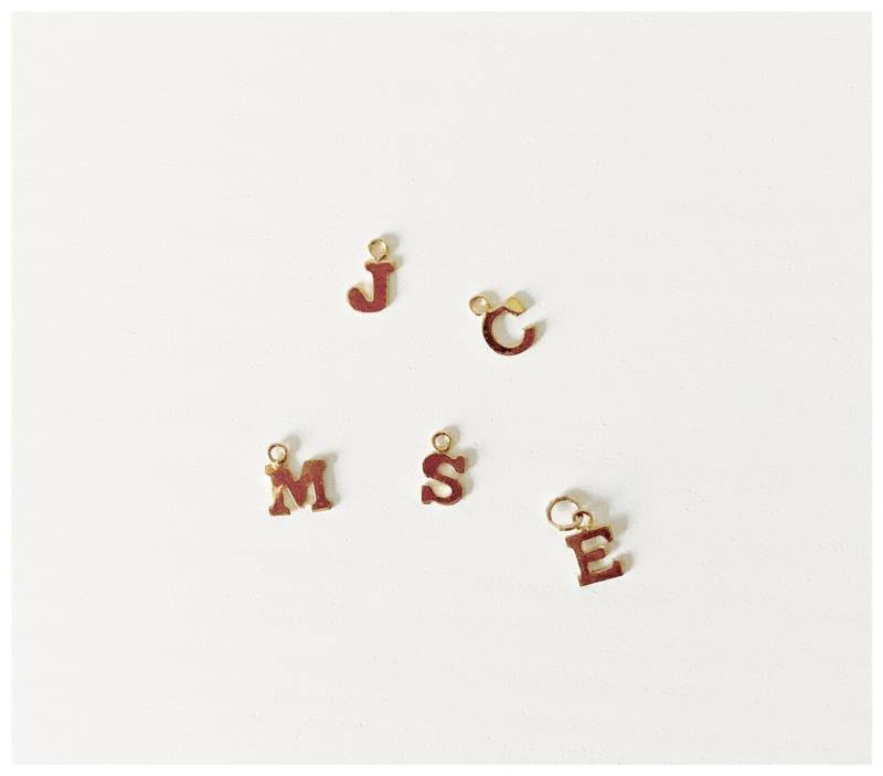 Buchstabe Charm | Gold Filled Anhänger Initialen Buchstabe Charm | Gold Filled Anhänger Initialen von SimplyHookedJewelry