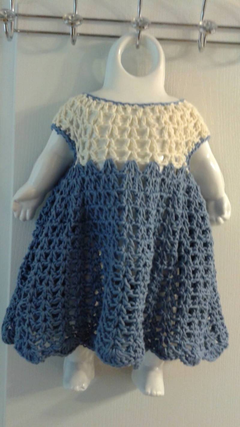 V-stich Baumwolle Frühling Kleid Blau Und Weiß, 12 Bis 18 Monate, Häkeln Babykleidung, Blaues Baby Kleid, Fotografie Requisite, Foto Prop von SimplyKnotsNStitches