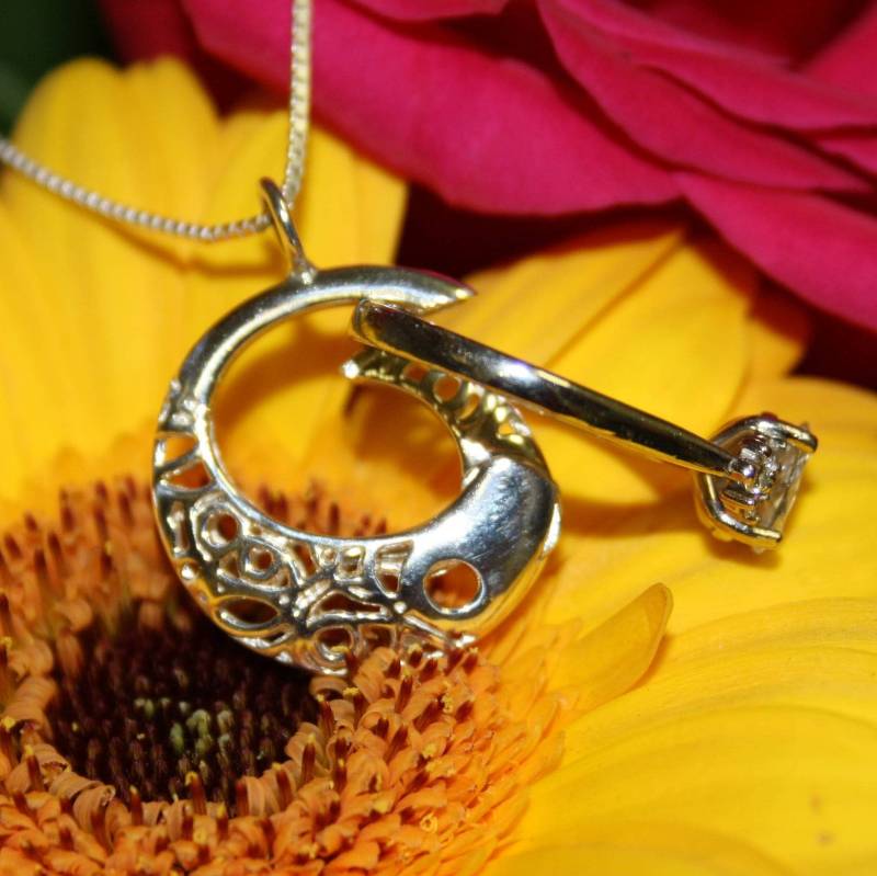 Uk-Liste - Sterling Silber Anhänger, Der Auch Als Ringhalter/Halter Funktioniert | Mit Einem Einfachen Klick von SimplyNJewellery