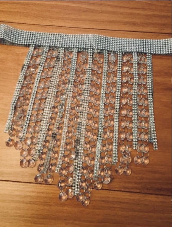 Perlen Kristall Fransen Rock Perlen Kristall Fransen Rock von SimplySinfulDesigns