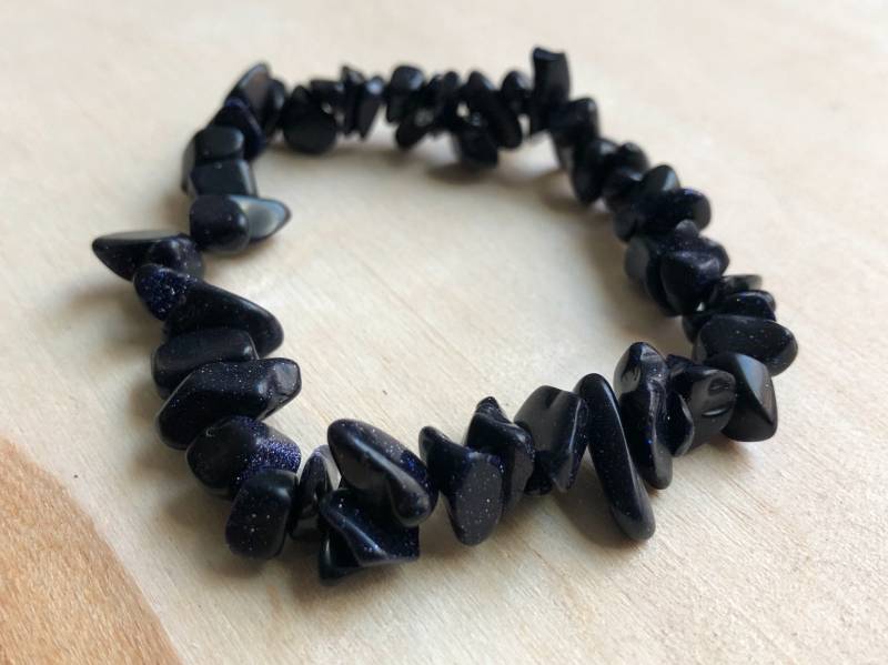 Blau Goldfluss Kristallstein Armband Made To Order von SimplySpacey