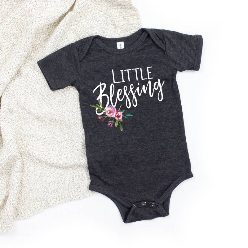 Mama Und Ich Outfits, Passende Shirts, Oma Süße Babykleidung, Little Blessing Bodysuit, Passendes Outfit, Geschenk Zur Babyparty von SimplySplendidStudio