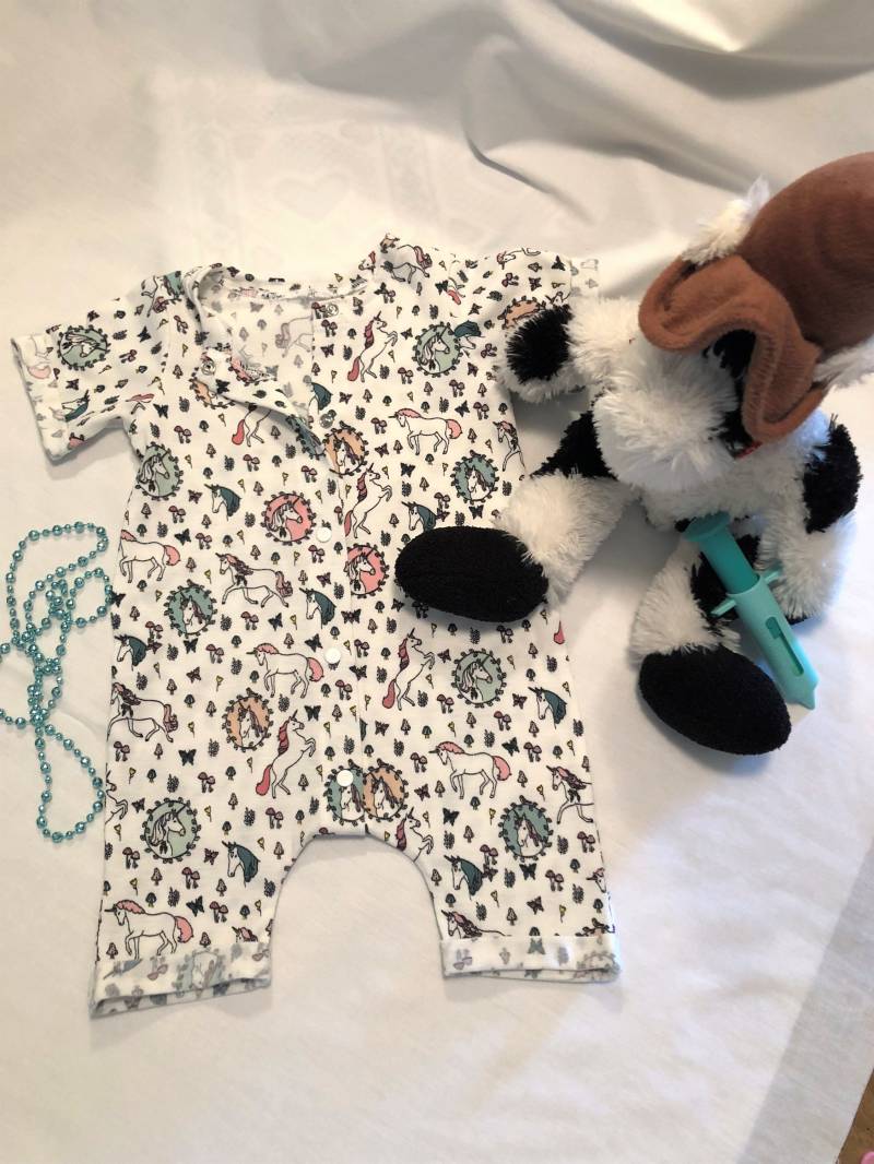 Einhorn Baby Strampler Rollsaum Baumwolle Stricken Sommer Outfit von SimplyTotsBoutique