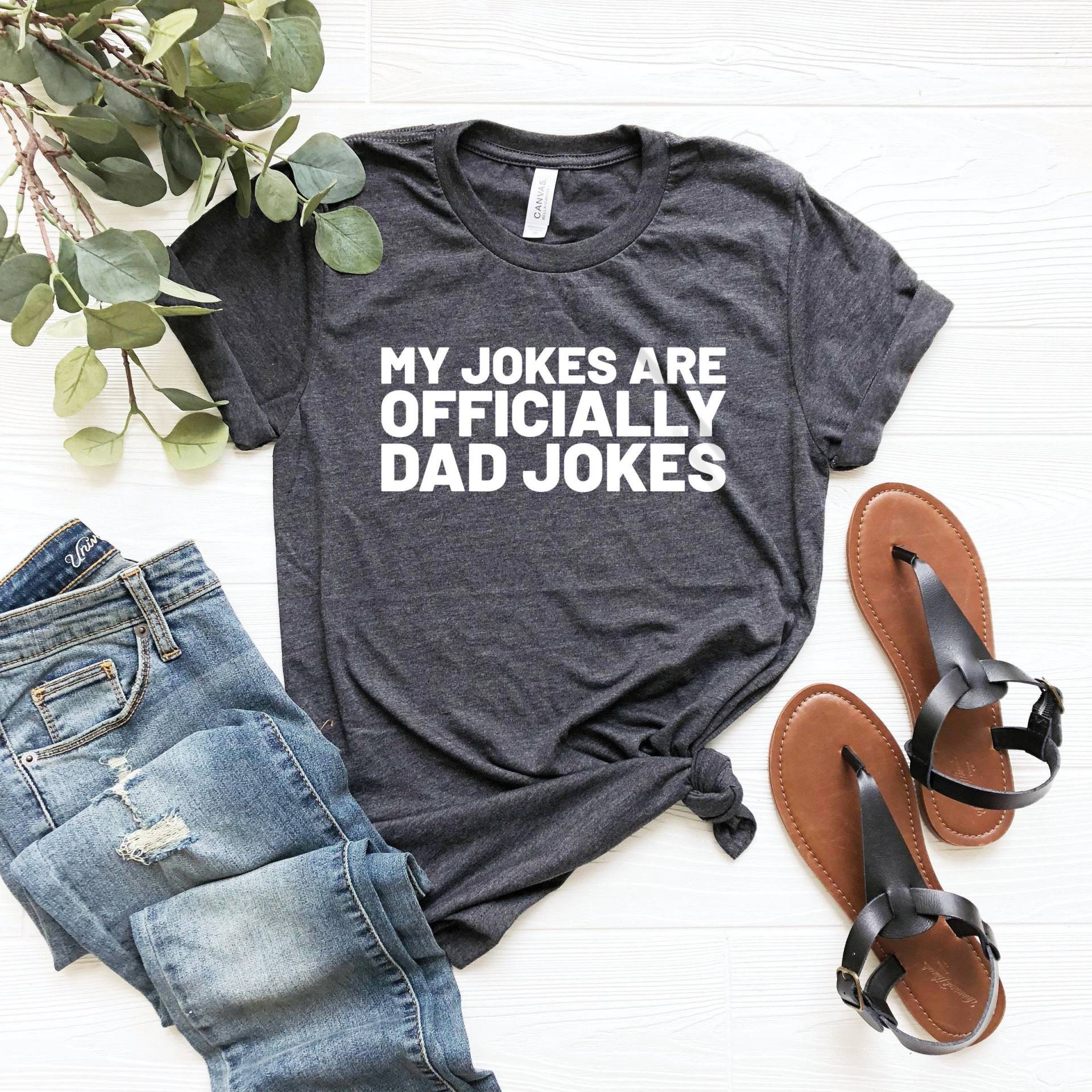 Neues Vater Shirt, Meine Witze Sind Offiziell Papa Lustiges Shirt Männer, Geschenk Für Papa, Sohn Geschenk, Von Frau von SimplyTraded