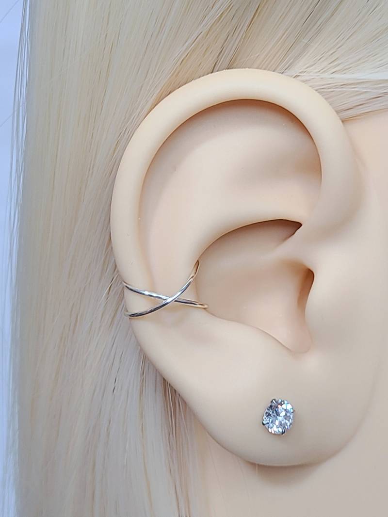 Fake Conch Ohrmanschette Criss Cross X Clip On Ohrring Imitat Kein Piercing Erforderlich Knorpel Helix Schmuck - Sterling Silber/14K Gold Fake Conch Ohrmanschette Criss Cross X Clip On Ohrring Imitat Kein Piercing Erforderlich Knorpel Helix Schmuck - Sterling Silber/14K Gold von SimplyyCharming