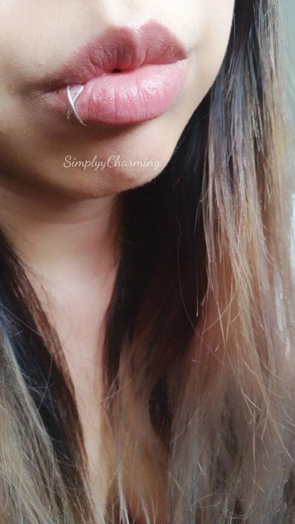 Fake Criss Cross Lippenring Körperschmuck Kleine Creole - Sterling Silber/14K Gold Fill Fake Criss Cross Lippenring Körperschmuck Kleine Creole - Sterling Silber/14K Gold Fill von SimplyyCharming