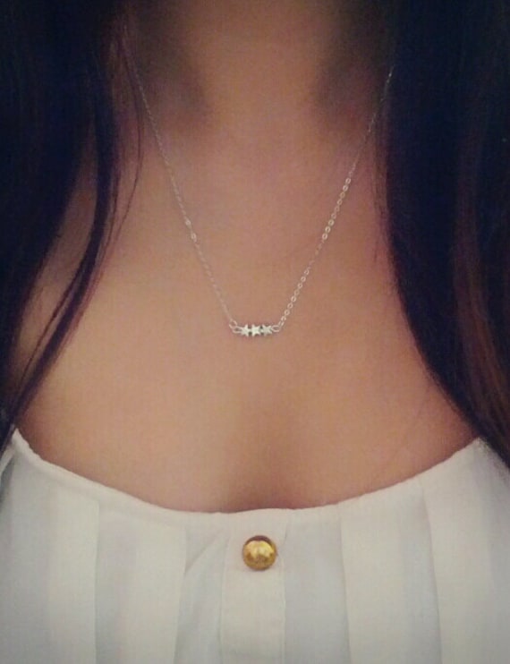 Kleine Sterne Silber Halskette Einfache Zierlich Eleganter Schmuck Kleine Sterne Silber Halskette Einfache Zierlich Eleganter Schmuck von SimplyyCharming