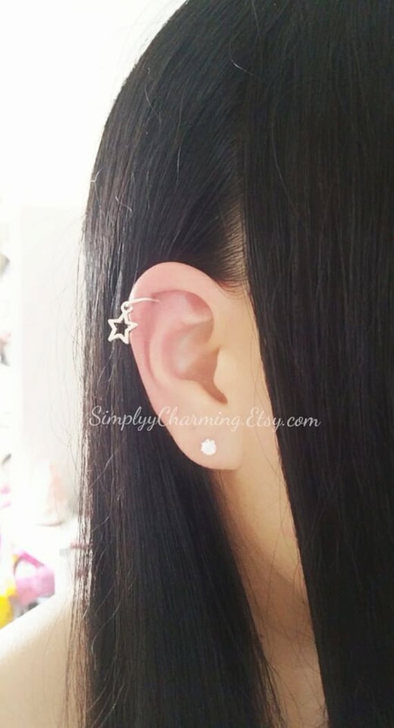 Knorpel Ohrring, Helix Hoop Silber Stern Anhänger - 18 Gauge Knorpel Ohrring, Helix Hoop Silber Stern Anhänger - 18 Gauge von SimplyyCharming