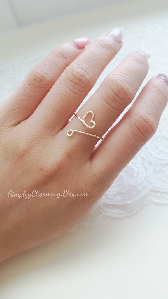 Winziger Herz Wirbel Draht Daumen Ring Einzigartige Knöchel Ringe Midi Verstellbarer Einfach - Sterling Silber, 14K Gold Filled Winziger Herz Wirbel Draht Daumen Ring Einzigartige Knöchel Ringe Midi Verstellbarer Einfach - Sterling Silber, 14K Gold Filled von SimplyyCharming
