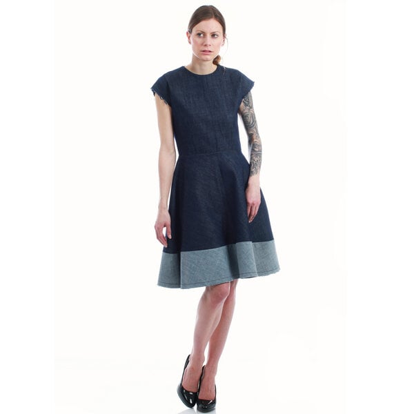 SinWeaver alternative fashion Sommerkleid aus Jeans Bio-Baumwolle Denim blau von SinWeaver alternative fashion