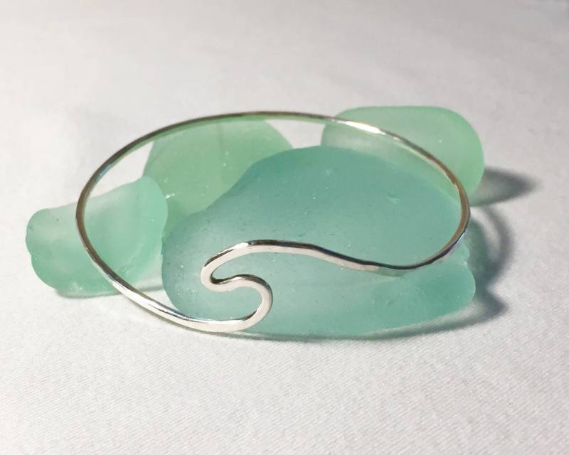 sterling Silber Wave Armreif sterling Silber Wave Armreif von SincerelySea143