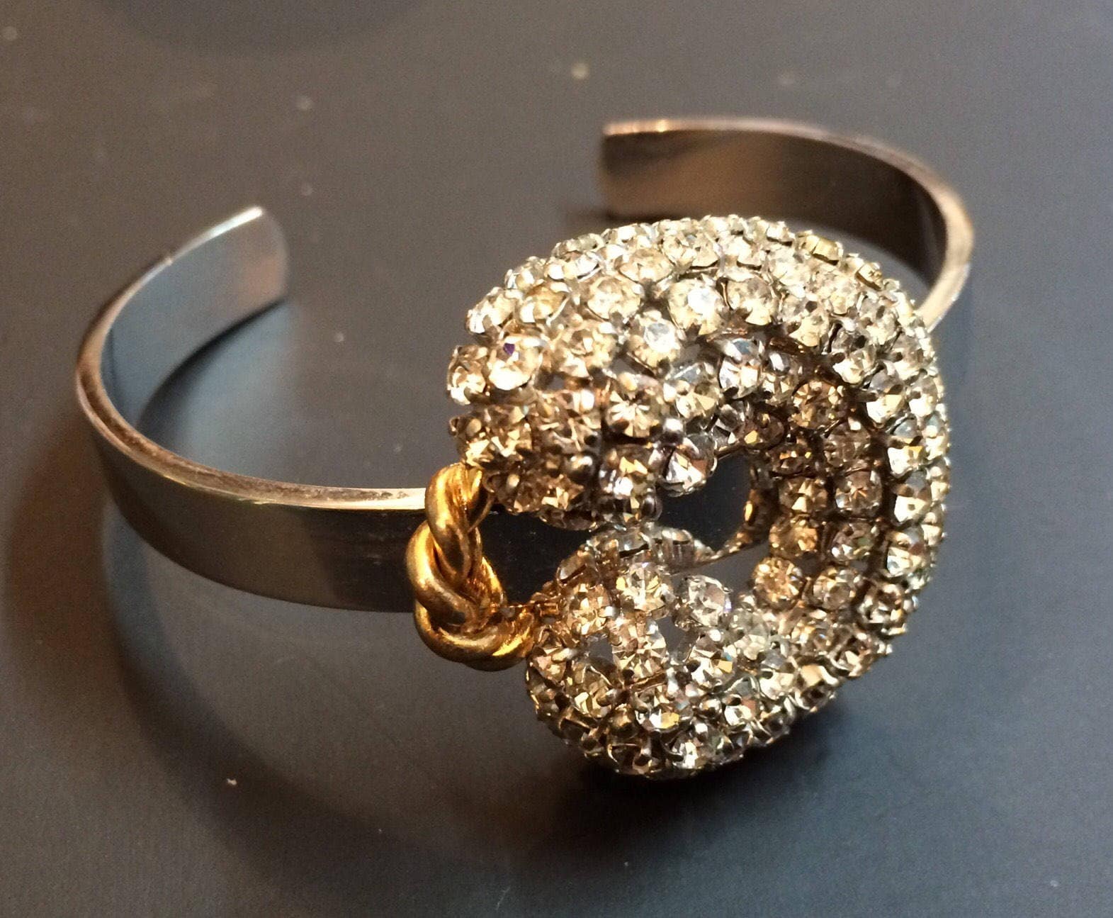 Christian Dior Vintage Armreif Und Strassarmband Christian Dior Vintage Armreif Und Strassarmband von SindyLuxeVintage