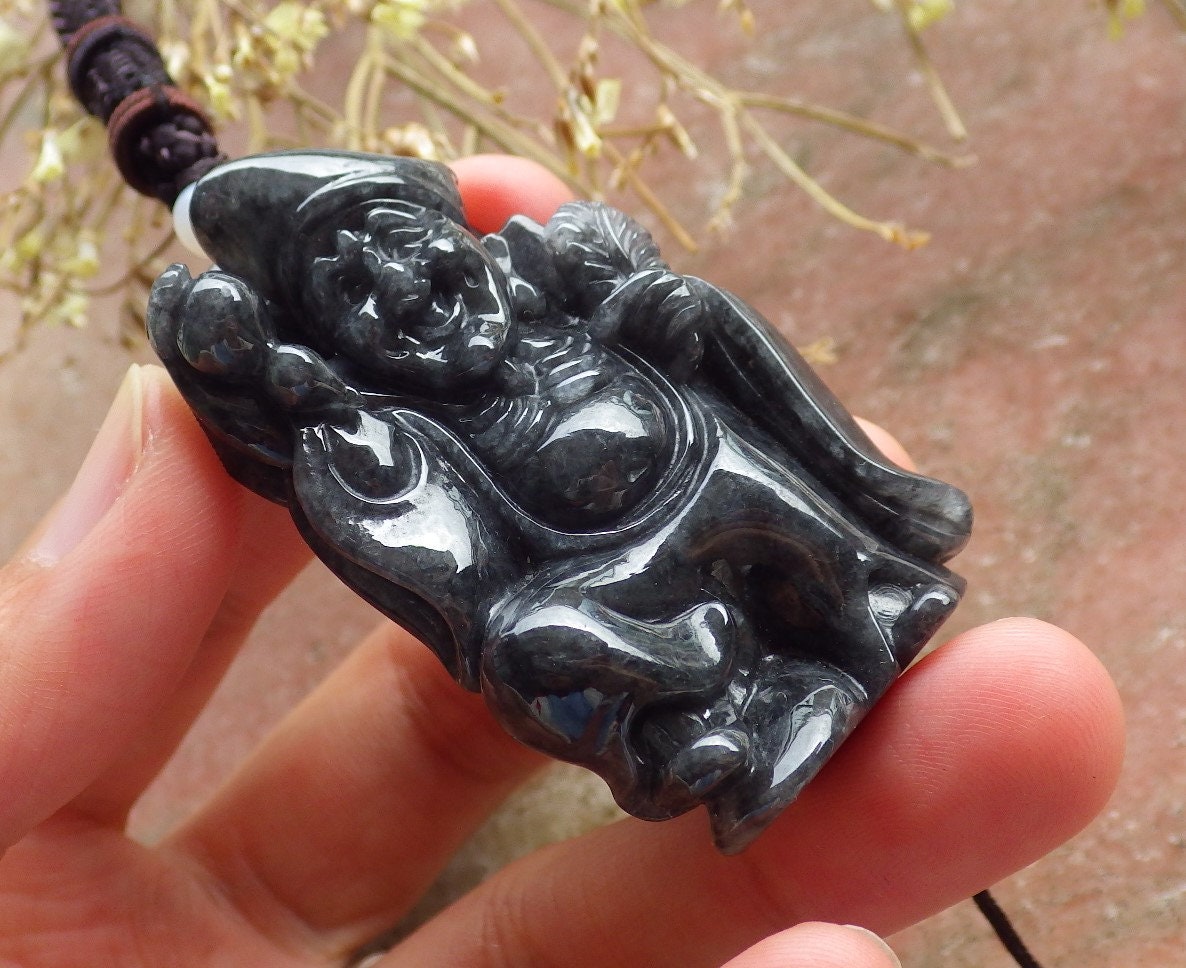 Zertifizierte Handgeschnitzte Schwarze Natürliche Burma Grade A Jade Jadeit Ji Kung Buddha Gott Anhänger Halskette von Singjade