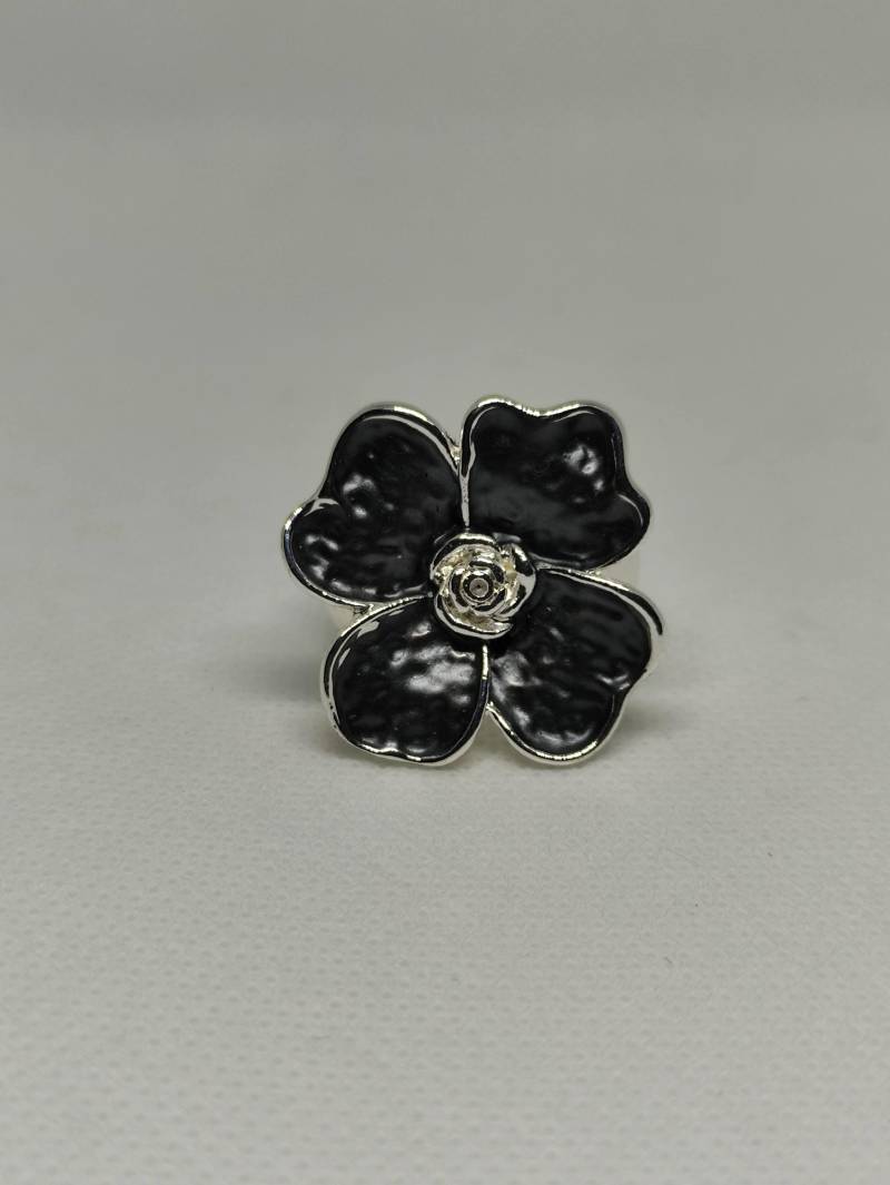 Flexibler Ring Mit Gummizug Tragbar Für Die Ringgrößen 18 - 20 Flexibler Ring Mit Gummizug Tragbar Für Die Ringgrößen 18 - 20 von SinloveDesign