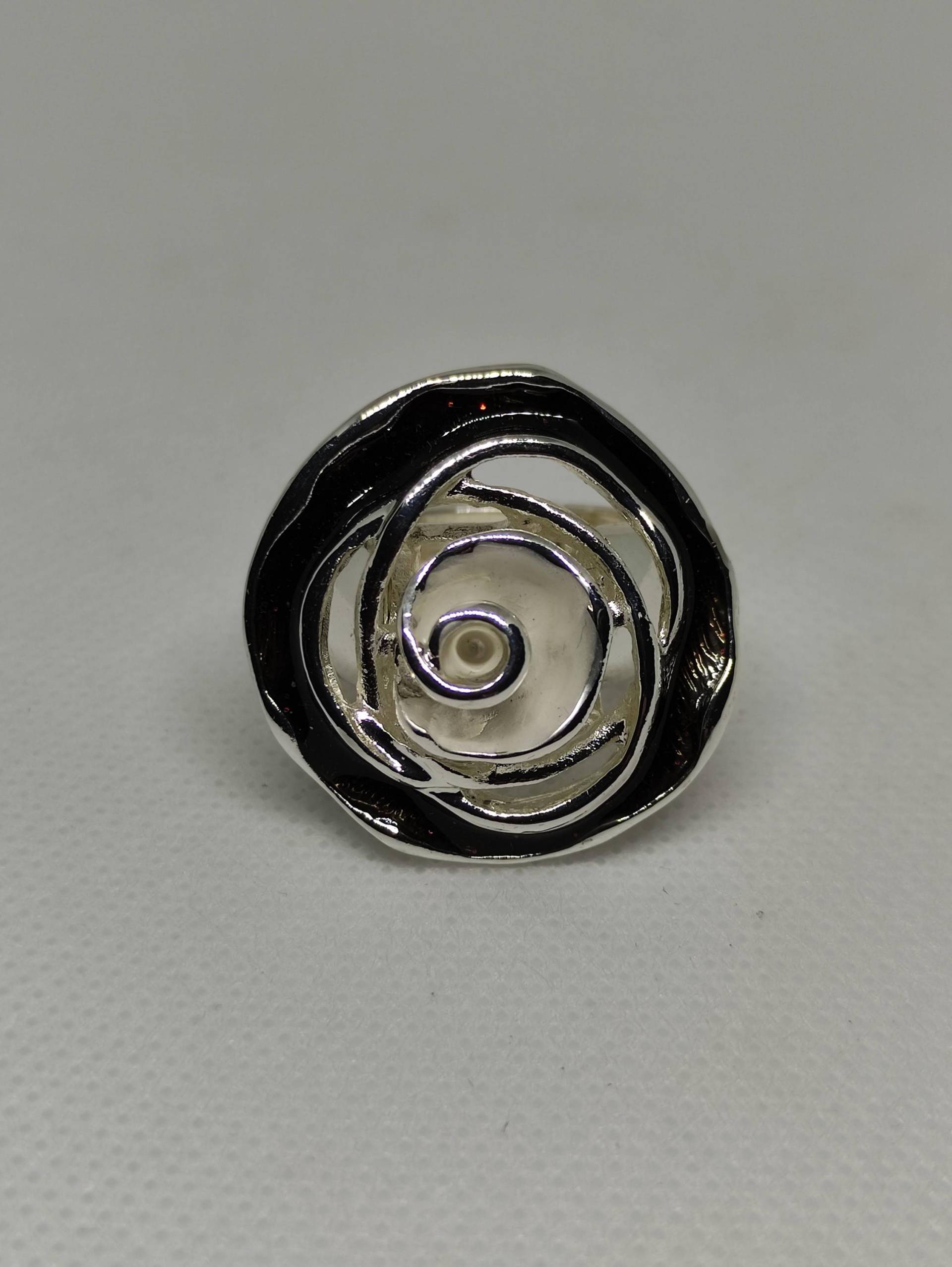 Flexibler Ring Mit Gummizug Tragbar Für Die Ringgrößen 18 - 20 Flexibler Ring Mit Gummizug Tragbar Für Die Ringgrößen 18 - 20 von SinloveDesign