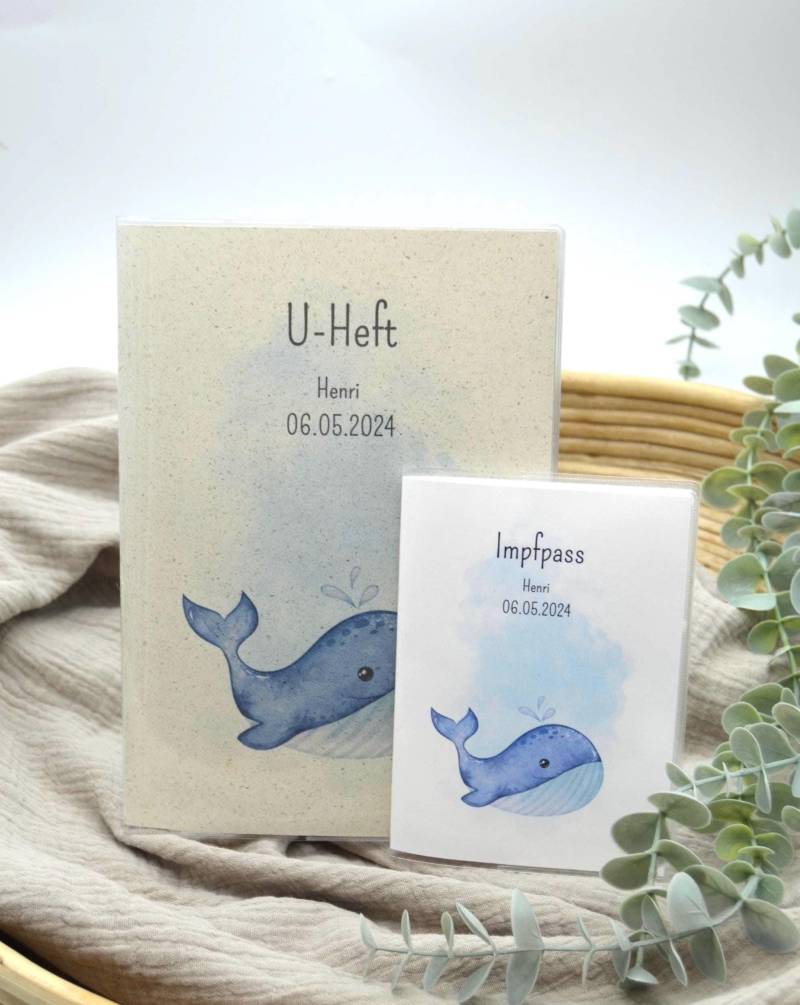 U-Heft -Und Impfpass Schutzhüllen Personalisierbar Mit Namen, Wal von SirHenris
