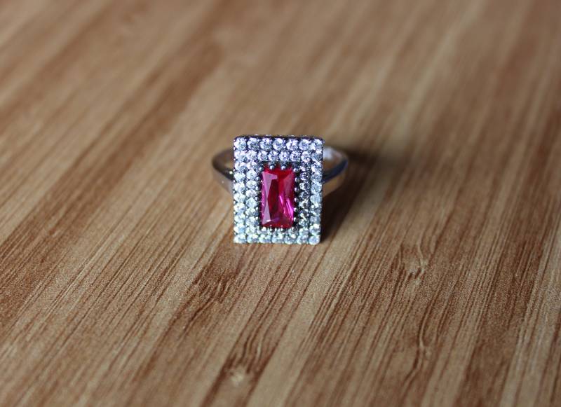 Rosa Rubin Ring, Diamant Frauen Rechteck Stein Sterling Silber Ringe, 925K Schmuck von SirJewellry