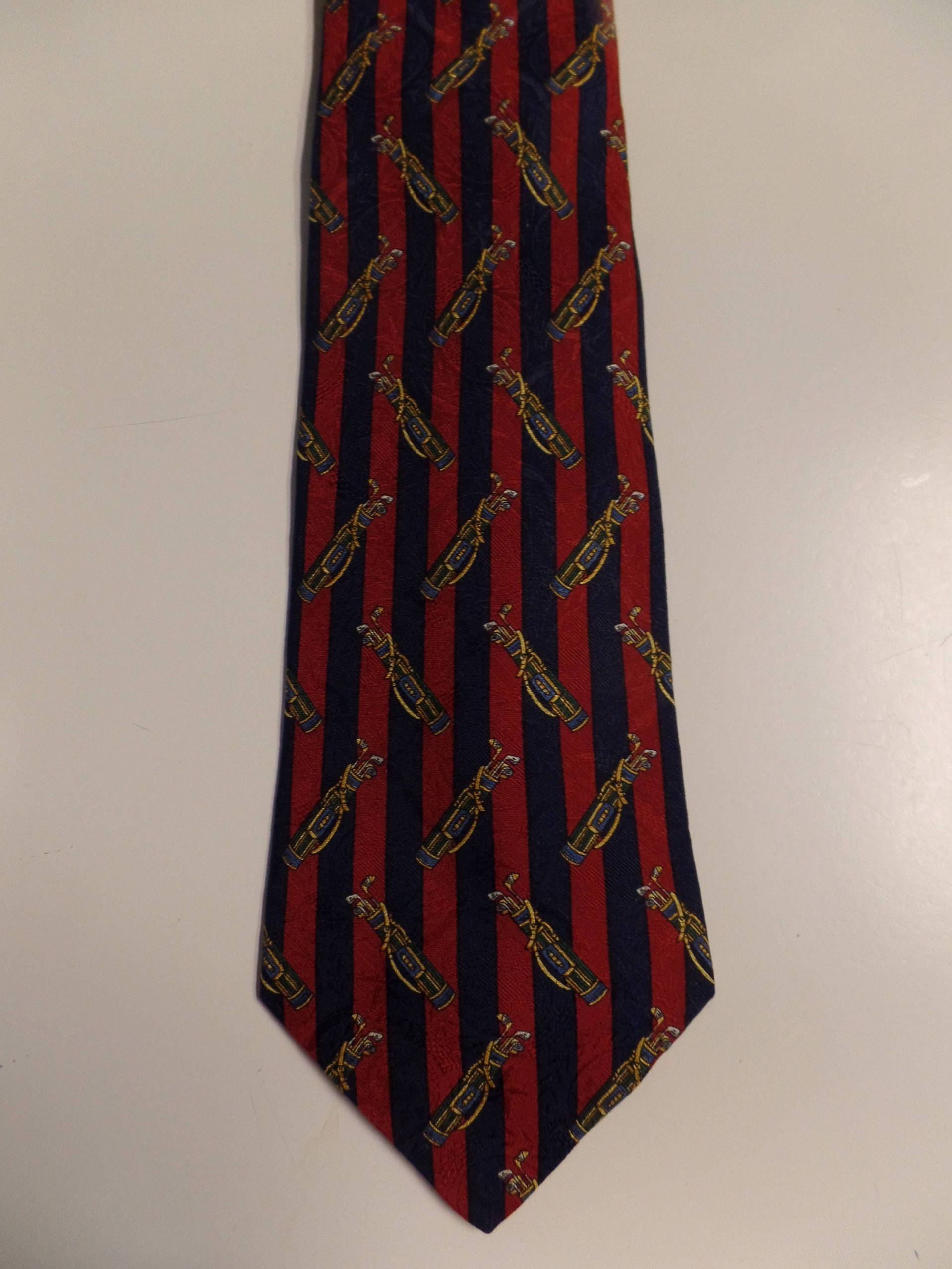 Golfer Es Delight Tommy Hilfiger Rote Seide Halskette von SirKsVintage