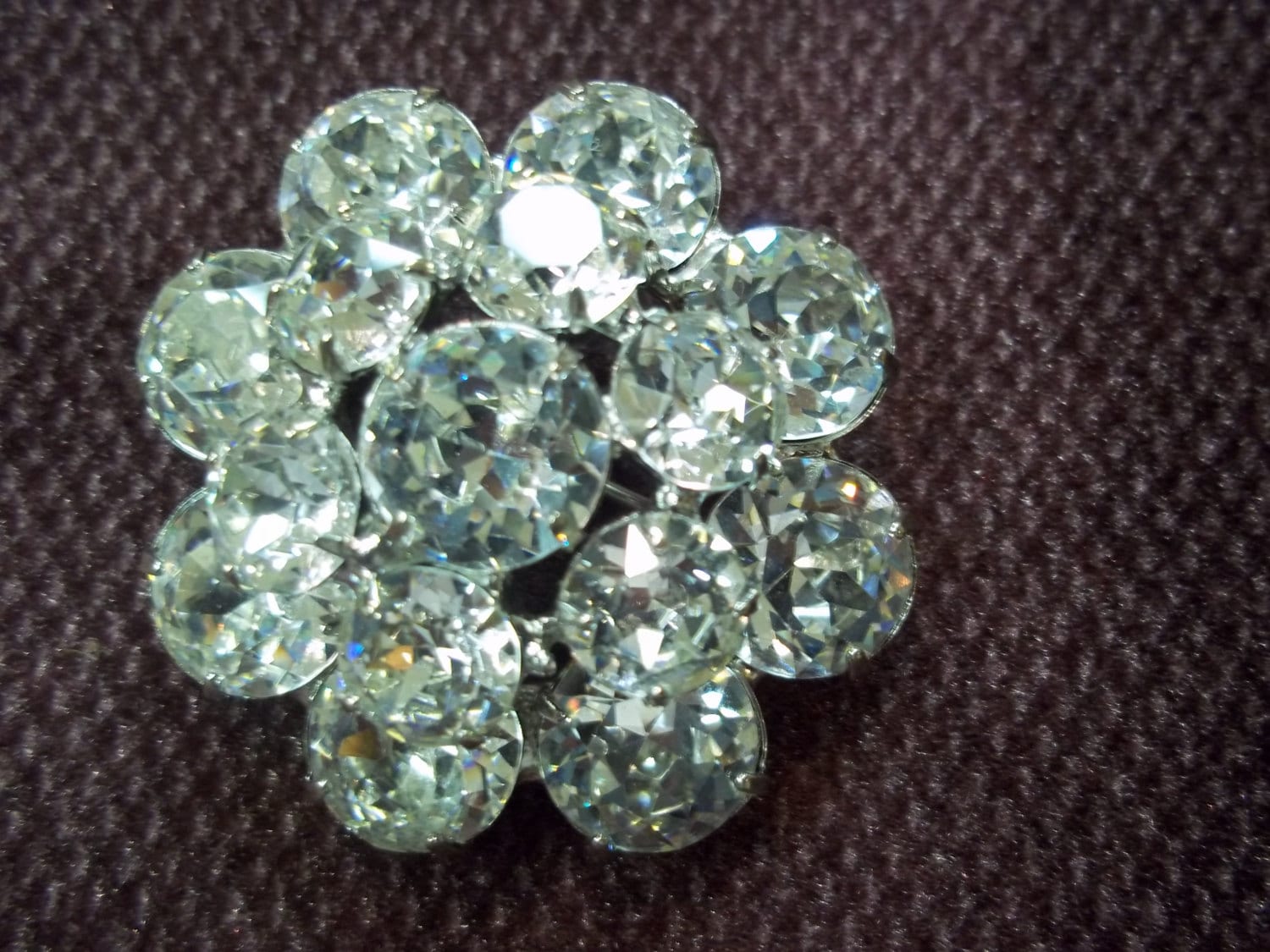 Weiss Kristall Strass Pin/Brosche von SirKsVintage